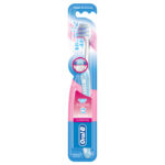 Oral-B Ultrathin Precision Clean Extra Manual Toothbrush